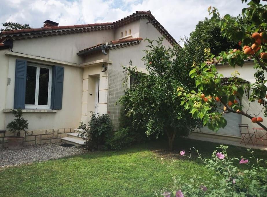 Maison Avec Piscine Dans Village Provencal. Courthezon ภายนอก รูปภาพ